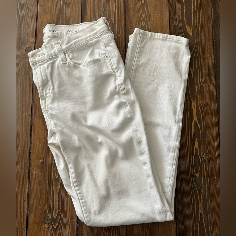 Calvin Klein White Skinny Straight Leg Denim